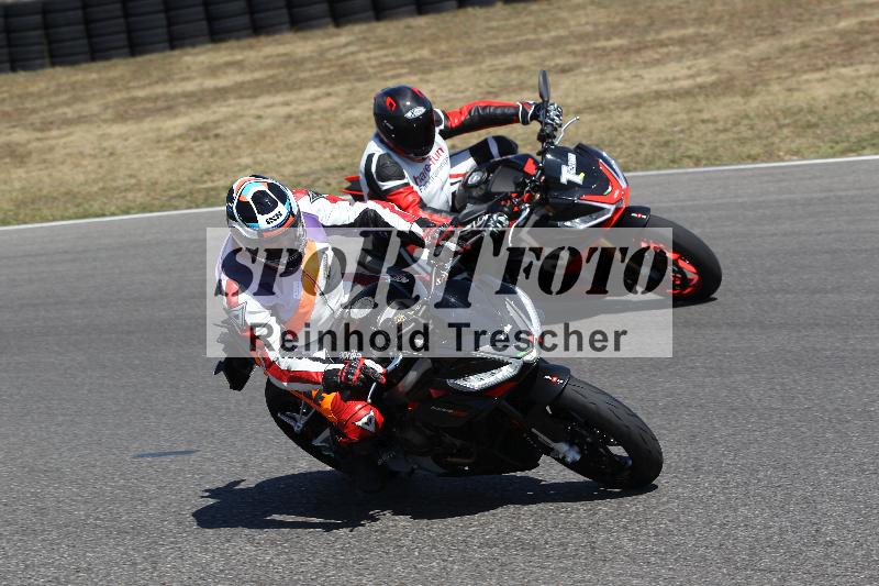 Archiv-2022/50 09.08.2022 MSS und TÖFF Track Day ADR/Gruppe blau/unklar